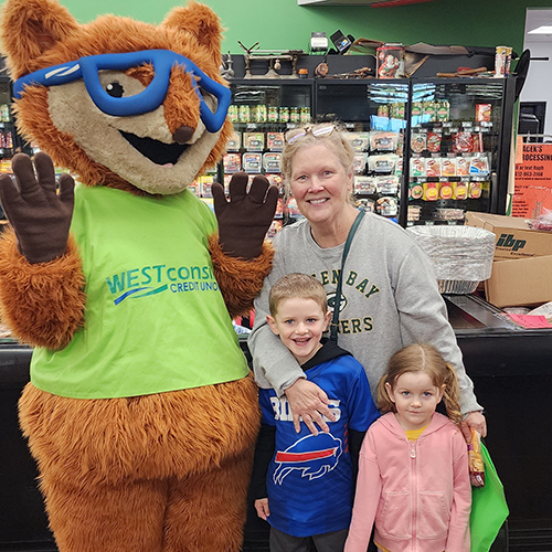 Shop-with-a-fox_Prescott6.png
